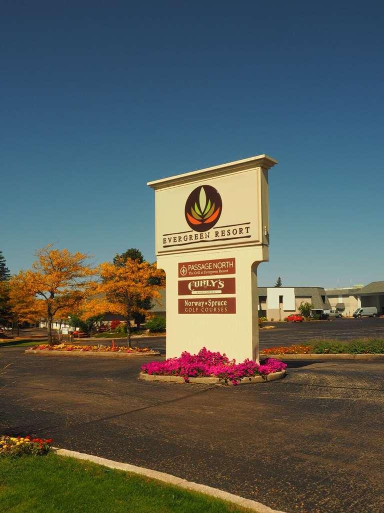 Evergreen Resort Cadillac Exterior photo